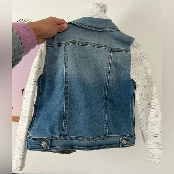 Girls denim jacket with cotton jersey sleeves 5T - Picture 4 of 4